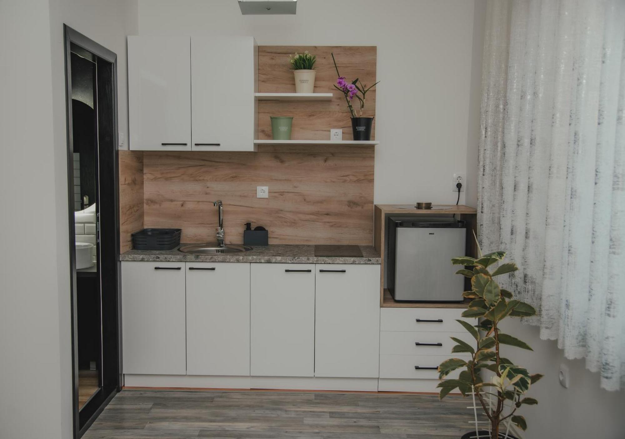 Jes Apartments Leskovac  Buitenkant foto