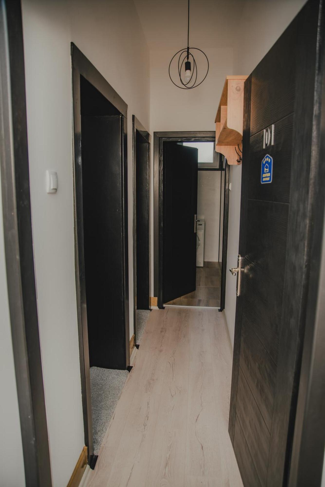 Jes Apartments Leskovac  Buitenkant foto