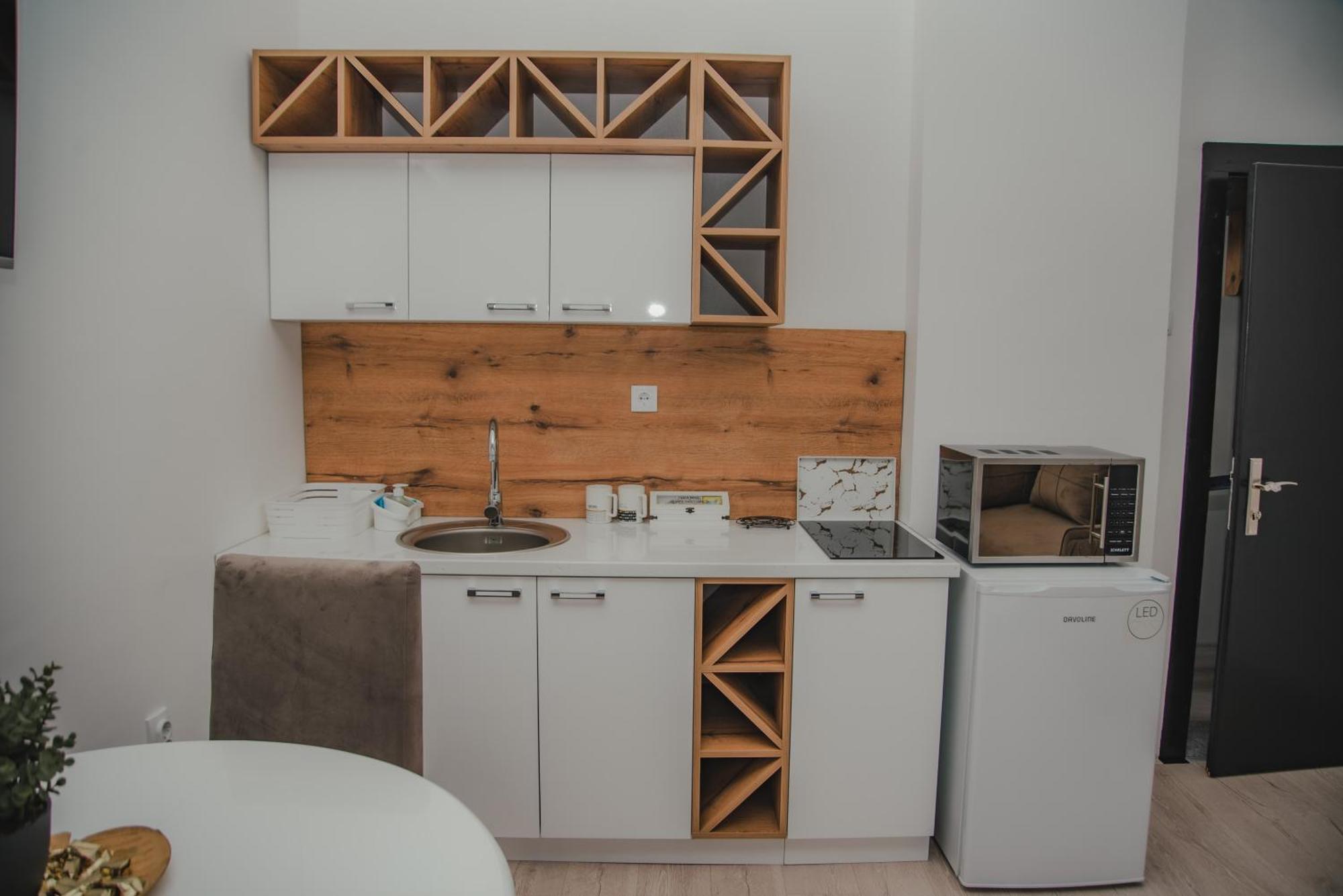 Jes Apartments Leskovac  Buitenkant foto